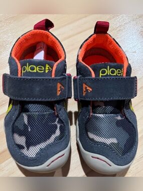 Plae Ty Camo Sneaker, sz 6 Tots, NWT